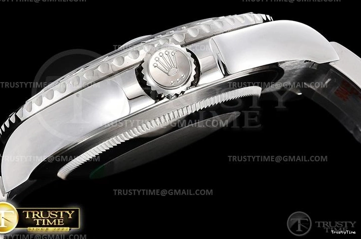 0224 Modern ROLYM173B – YachtMaster 1072